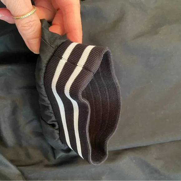 Reebok Men’s Black Pullover Windbreaker with BULL  Lacrosse Logo BRINE UPSTATE - Picture 4 of 12